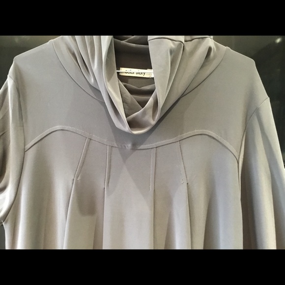 Dress - Picture 2 of 3